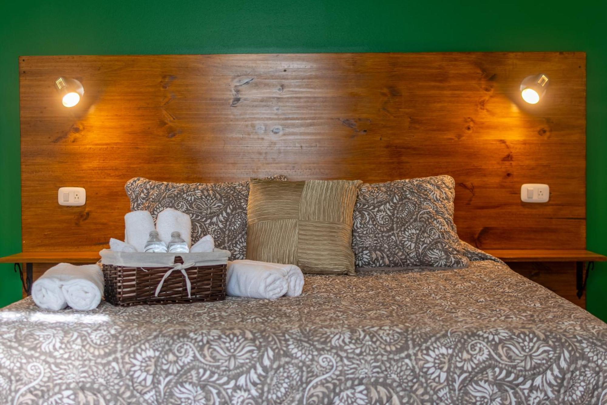 Alice Y Juancito Boutique Hotel Alajuela Bilik gambar