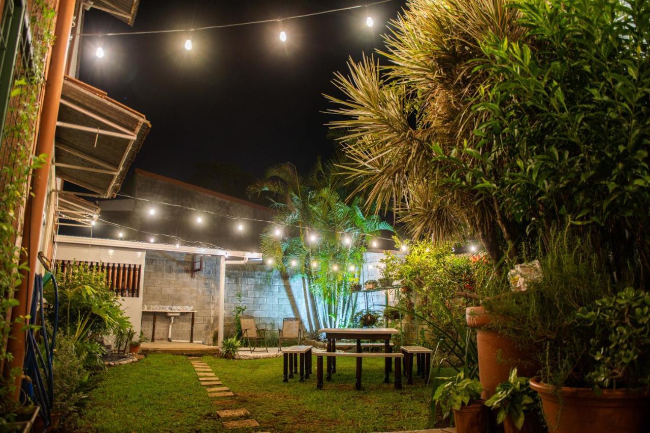 Alice Y Juancito Boutique Hotel Alajuela Luaran gambar